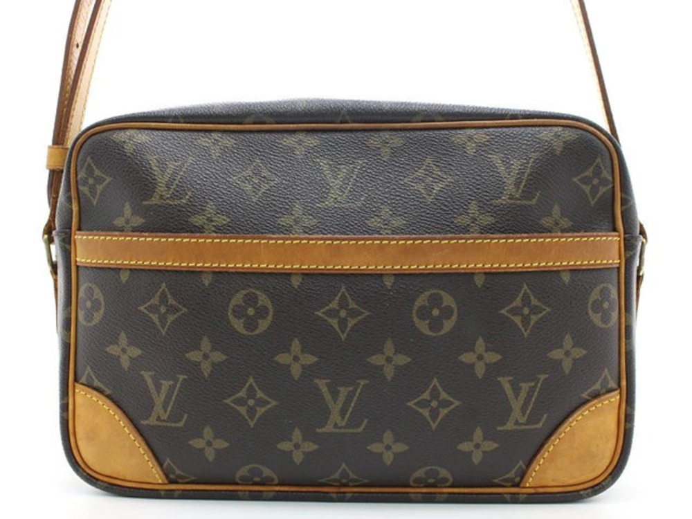 LOUIS VUITTON Trocadero Shoulder Bag Monogram